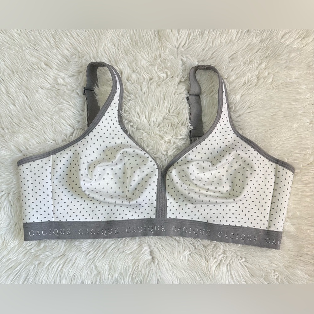 Cacique Gray and White Bra